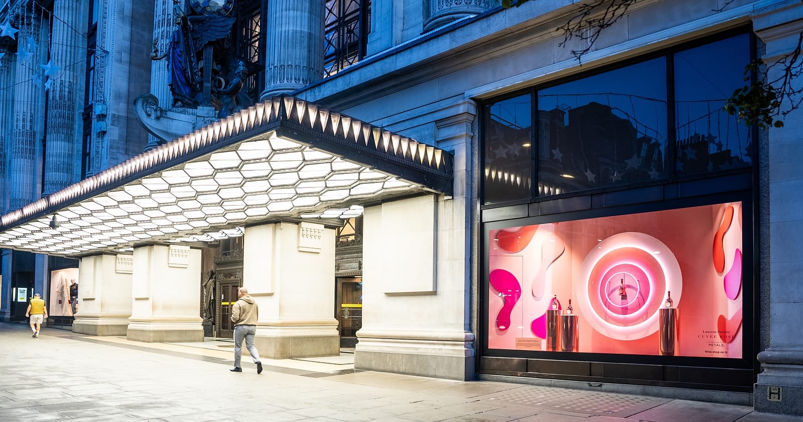 Transforming Selfridges’ window, the limited edition Laurent-Perrier Cuvée Rosé Petal Robe takes center stage